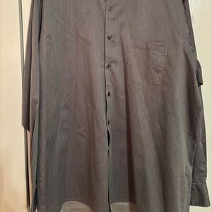 Van Heusen Men's Charcoal Button Down Shirt